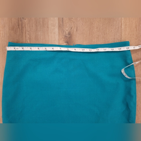 Forever 21 Pencil Skirt - Picture 3 of 4